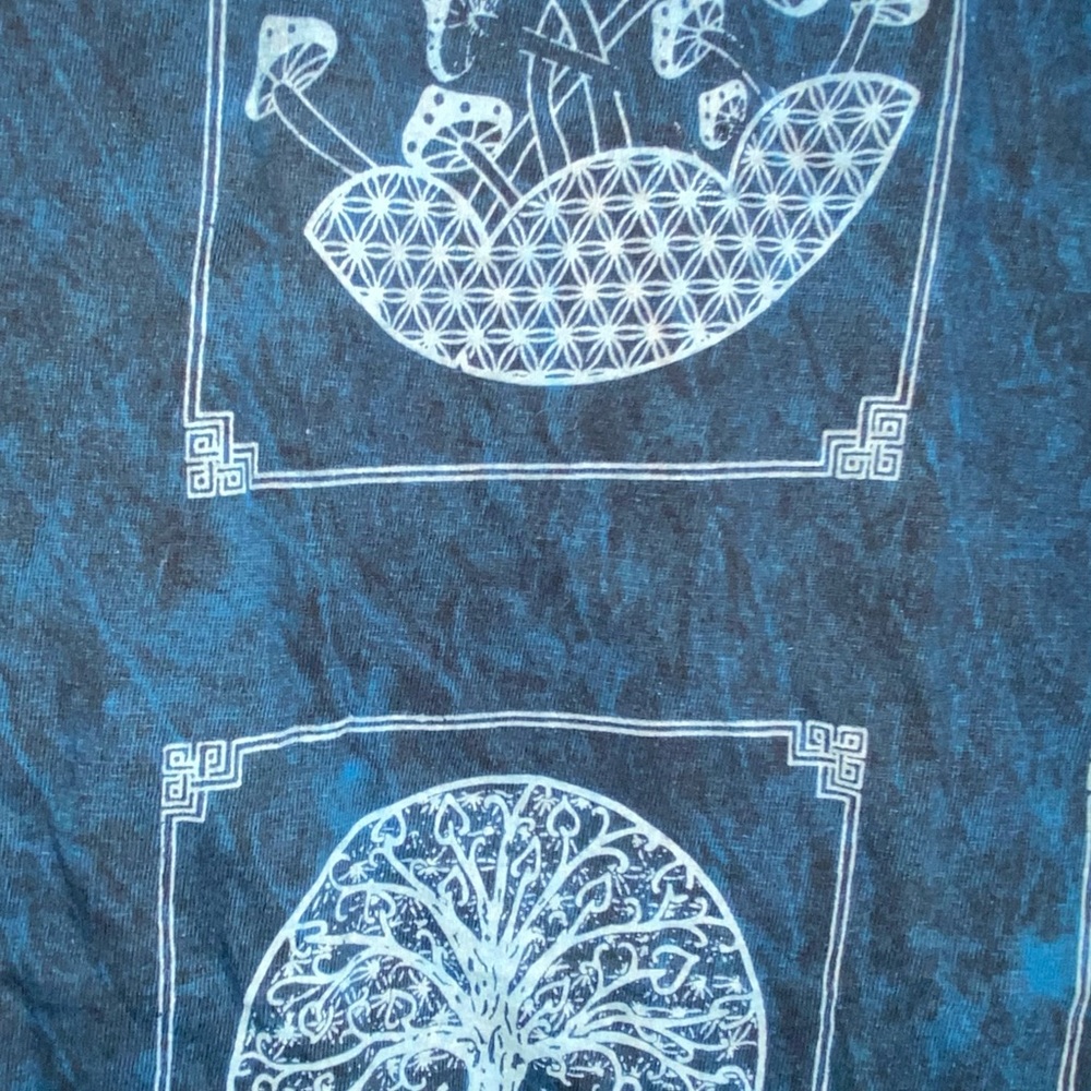 Rising International Men T-shirt S Spiritual Block Symbols Blue Graphic AA14 - Picture 5 of 6